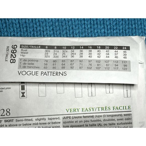 Vogue sewing pattern 9928 straight skirt knee midi 14 16 18 - Picture 5 of 10